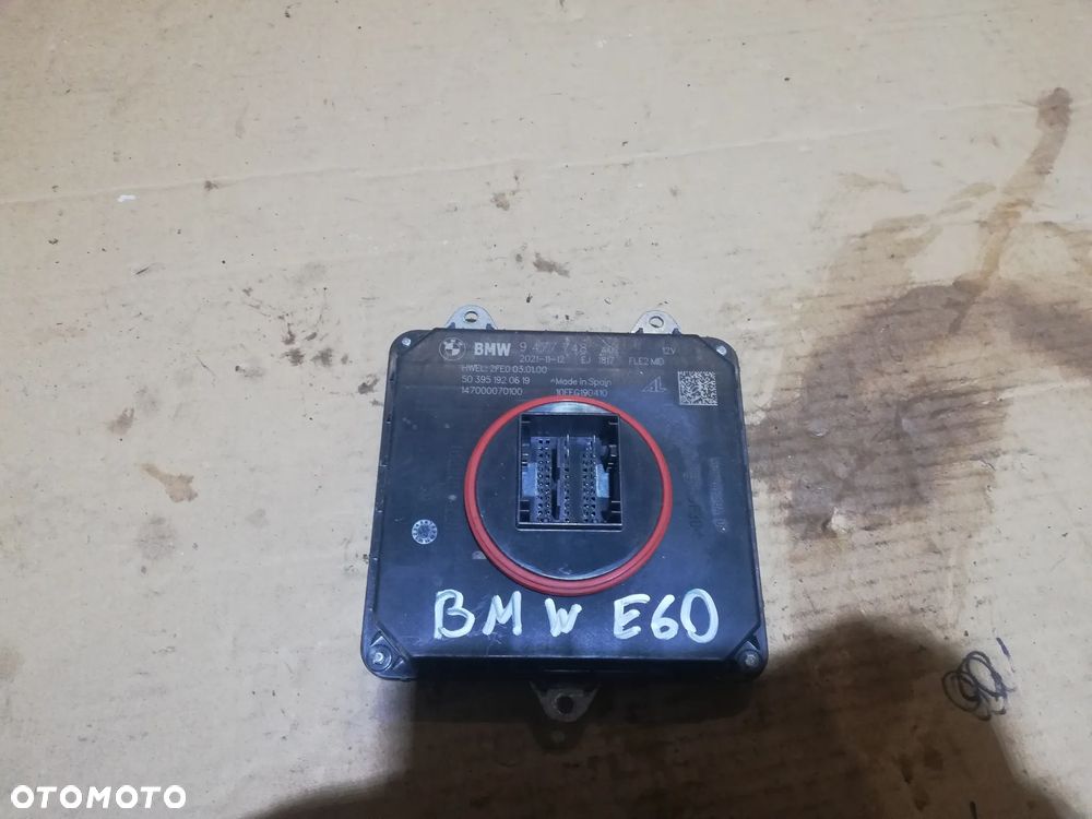 BMW E60 PRZETWORNICA 9477748 - 1