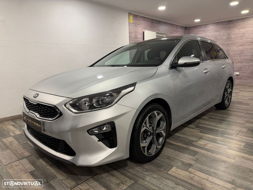 Kia Ceed SW 1.6 CRDi MHEV Drive+SRF - 3