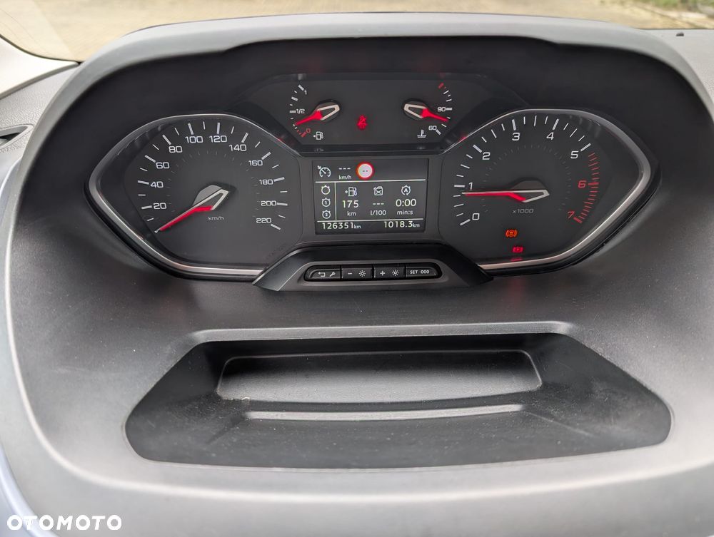 Peugeot Rifter 1.2 PureTech GT Line S&S - 20