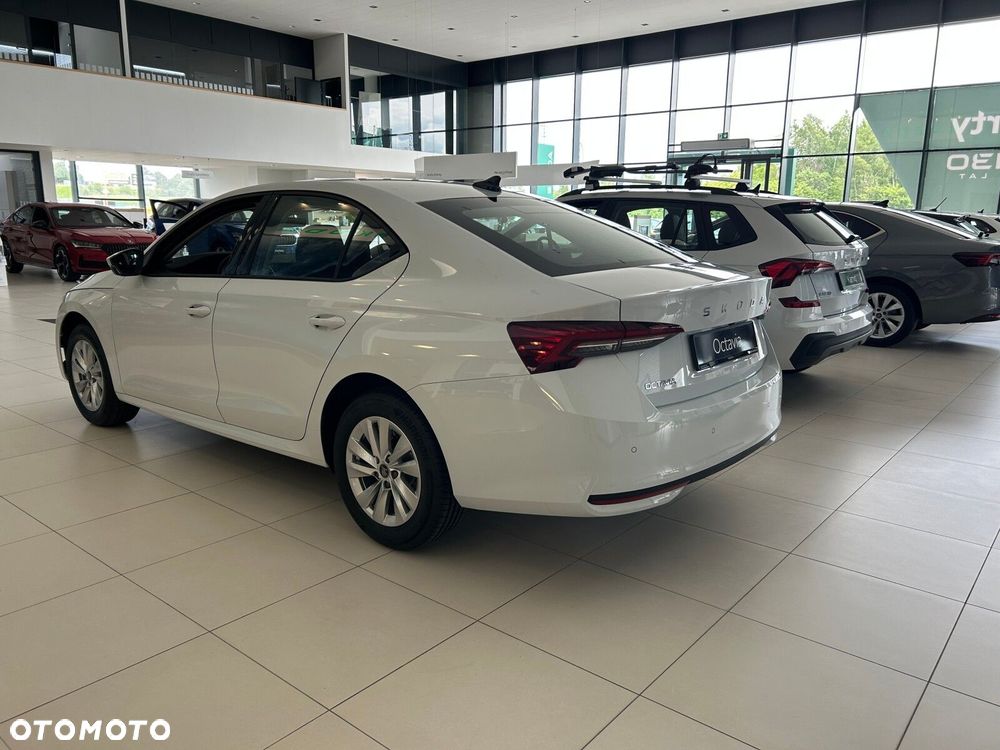 Skoda Octavia 1.5 TSI Drive Essence - 4