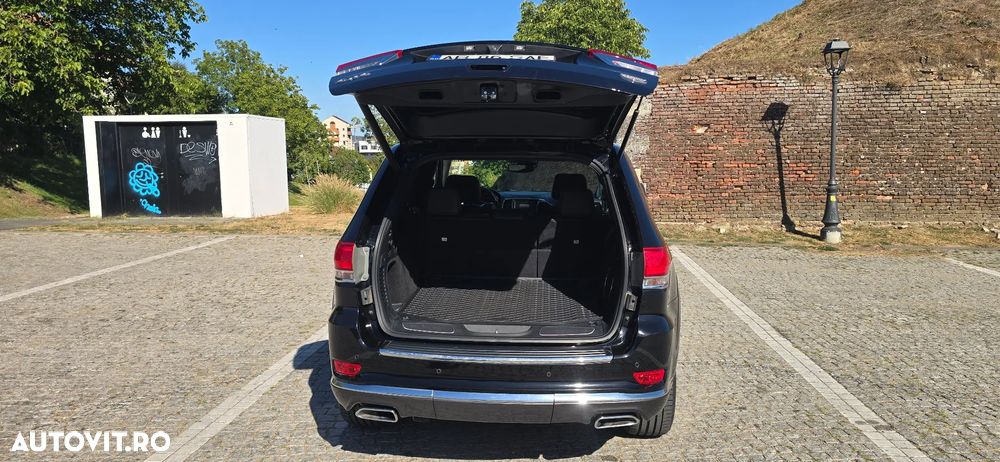 Jeep Grand Cherokee - 5