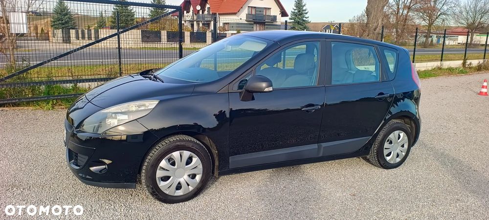 Renault Scenic 1.6 16V 110 Expression - 9