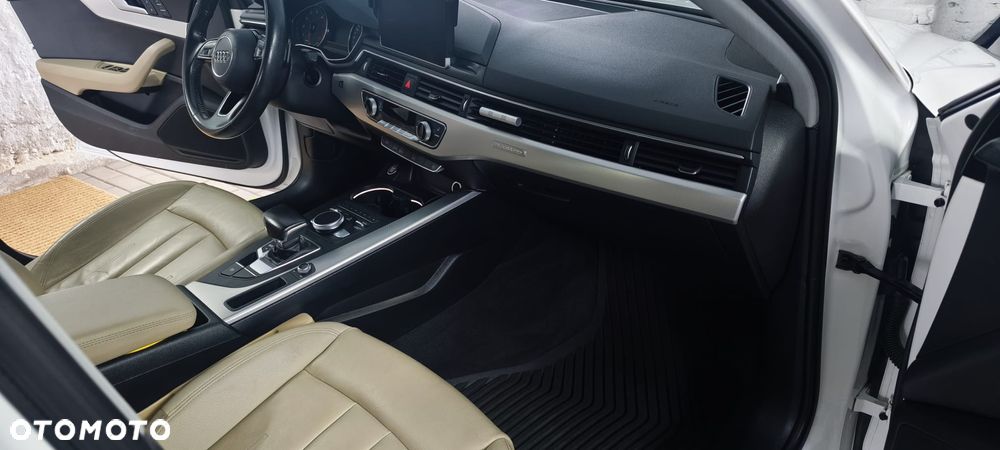 Audi A4 Limousine 2.0 TFSI quattro S tronic design - 16