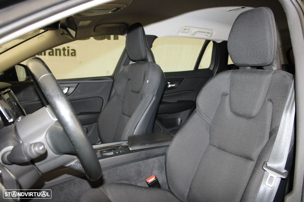 Volvo V60 2.0 D3 Geartronic - 28