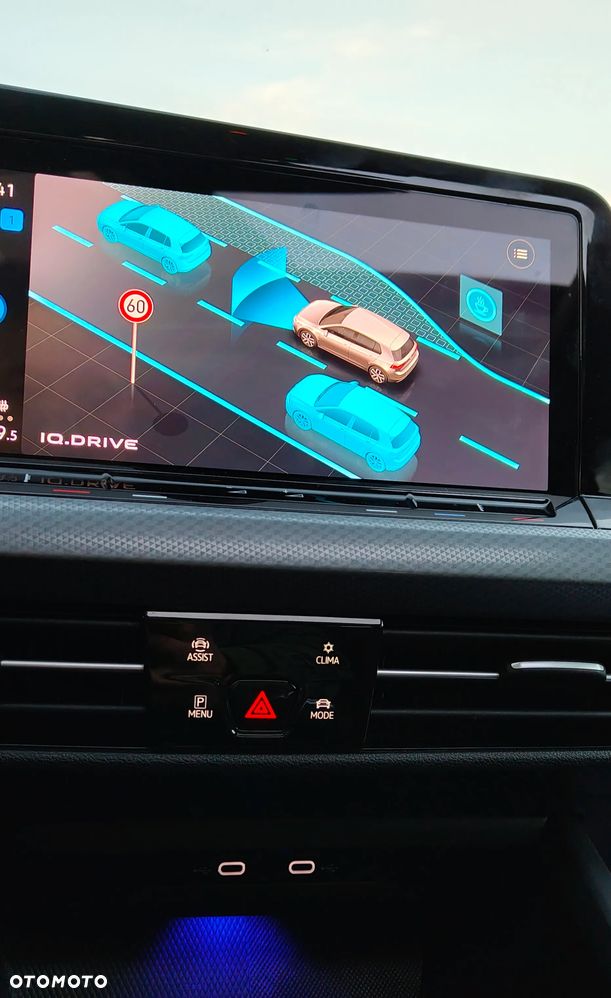 Volkswagen Golf - 21