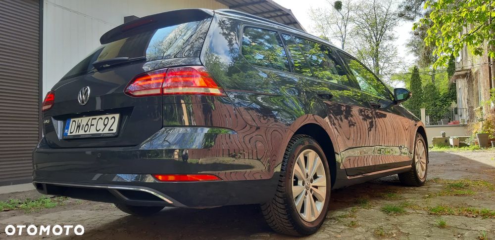 Volkswagen Golf - 21