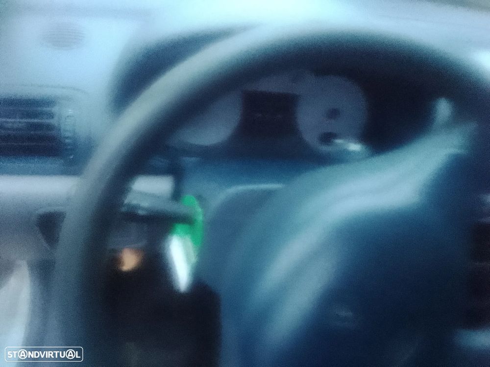 Renault Clio 1.9 D RN - 12