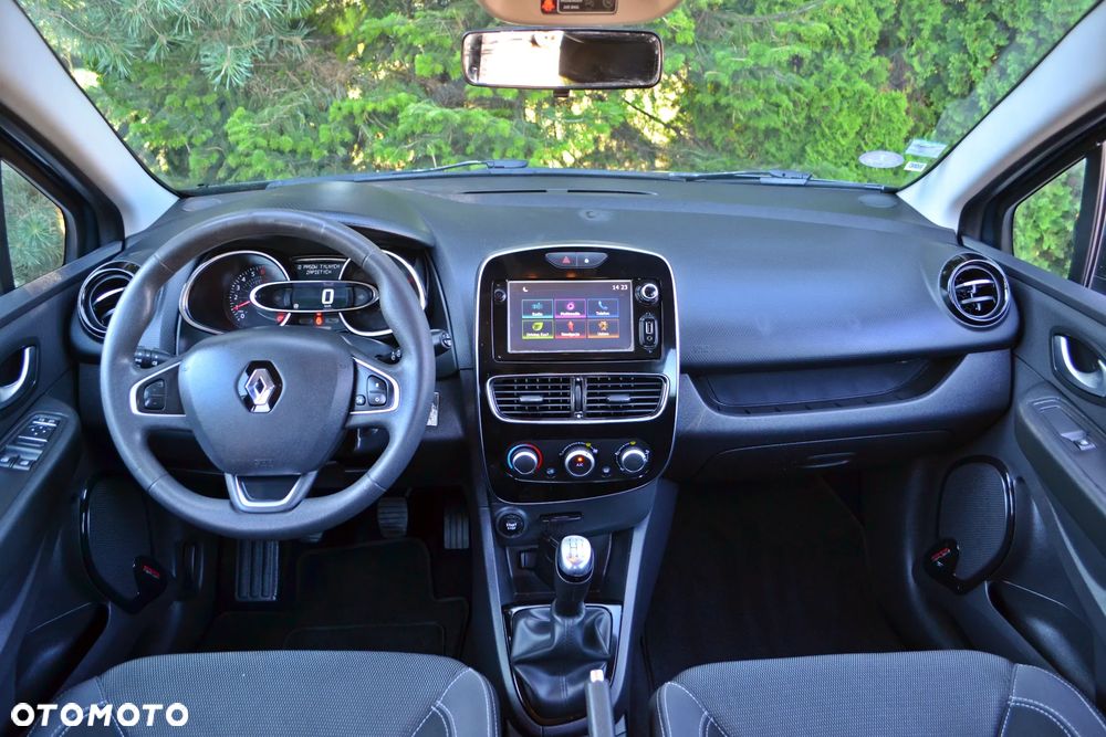 Renault Clio - 20