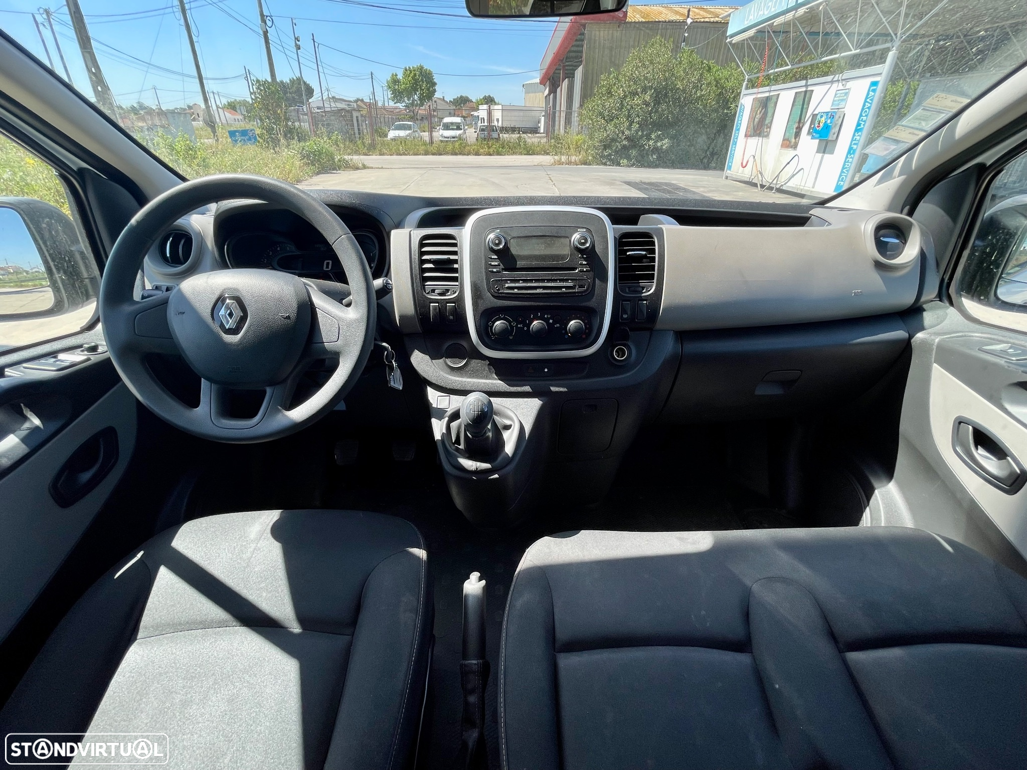 Renault Trafic 1.6 dCi L1H1 1.2T SS - 11