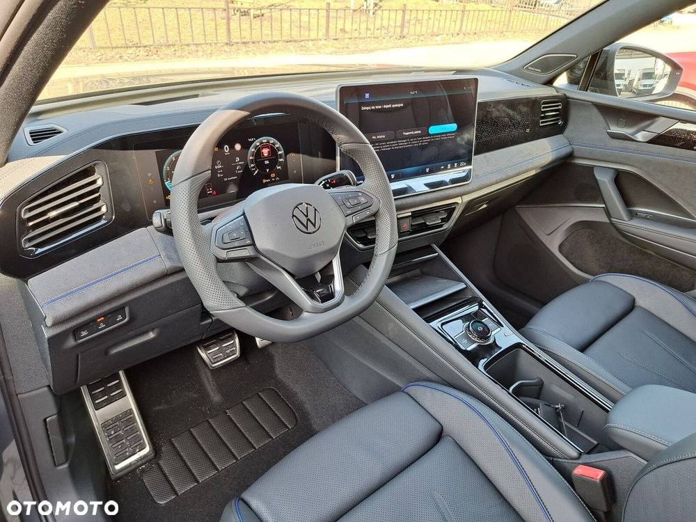 Volkswagen Tiguan - 8