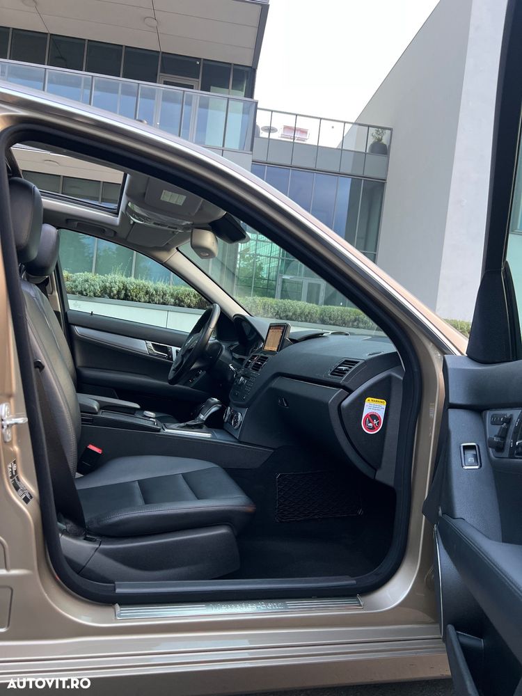 Mercedes-Benz C 280 4-Matic - 7