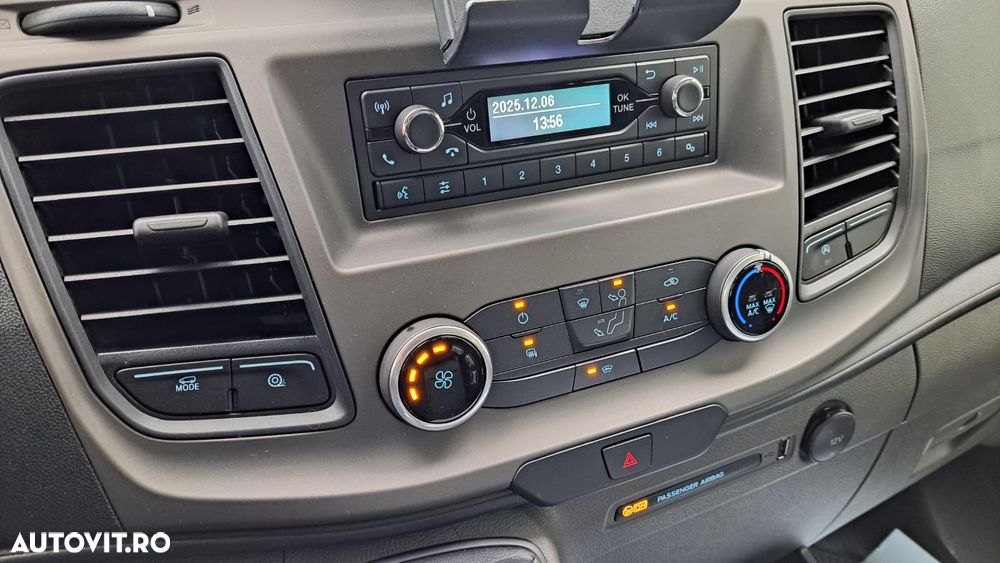 Ford TRANSIT D-CAB TREND L4 6+1 LOCURI RWD - 31