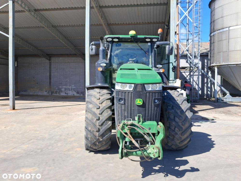 John Deere 8345R - 8
