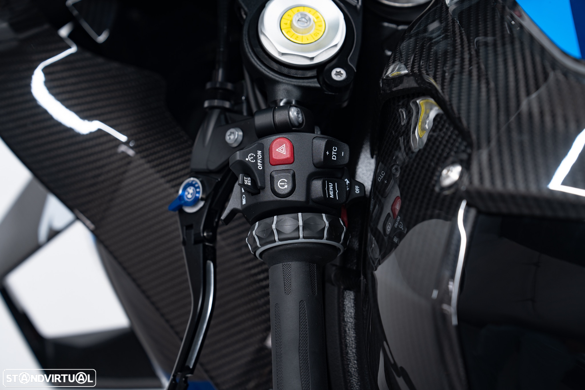 BMW M 1000 RR - 24