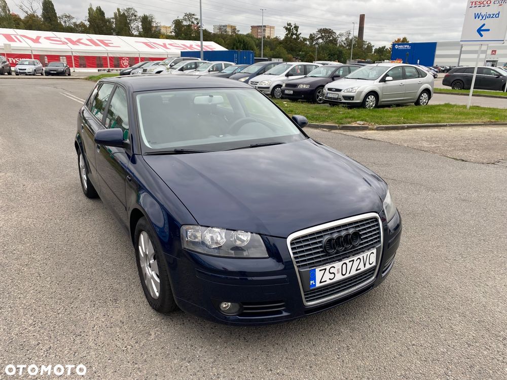 Audi A3 Sportback 1.6 Attraction - 4