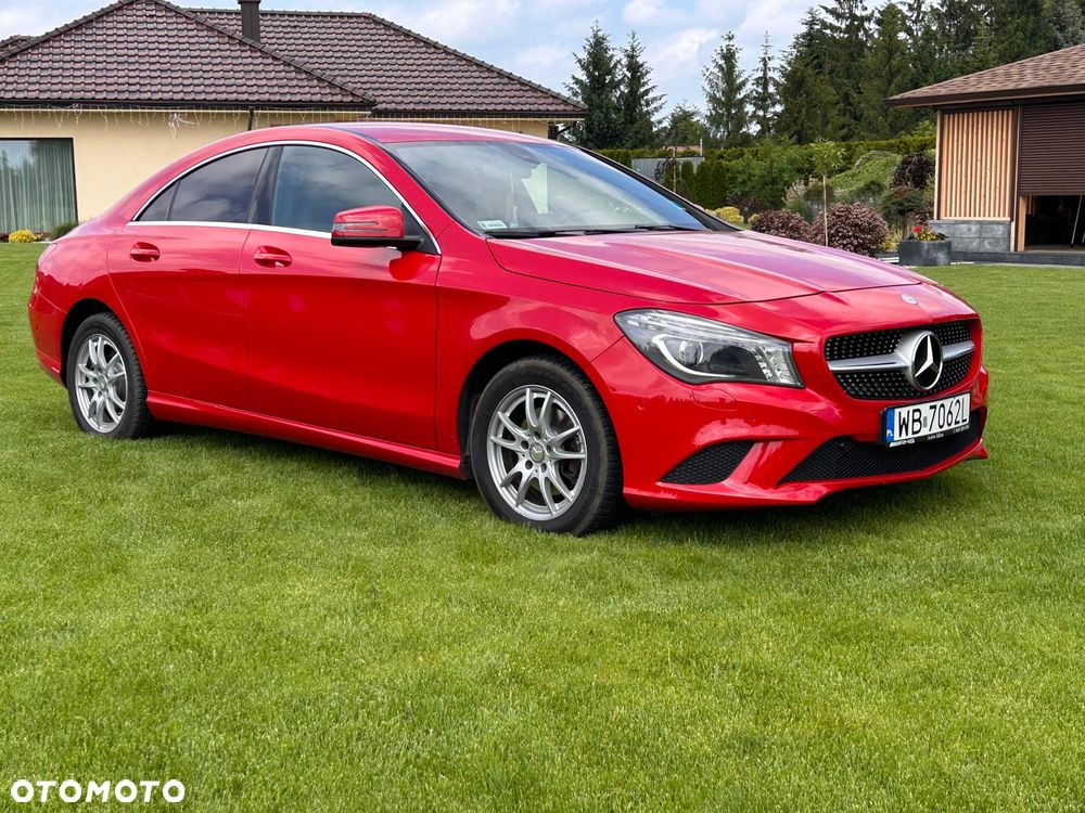 Mercedes-Benz CLA 200 7G-DCT - 2
