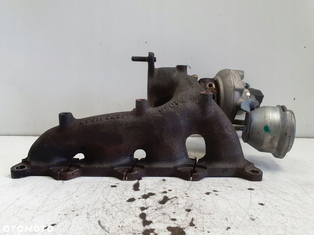TURBOSPRĘŻARKA Audi A3 8P 1.4 TFSI _ turbo 03C145702C - 5