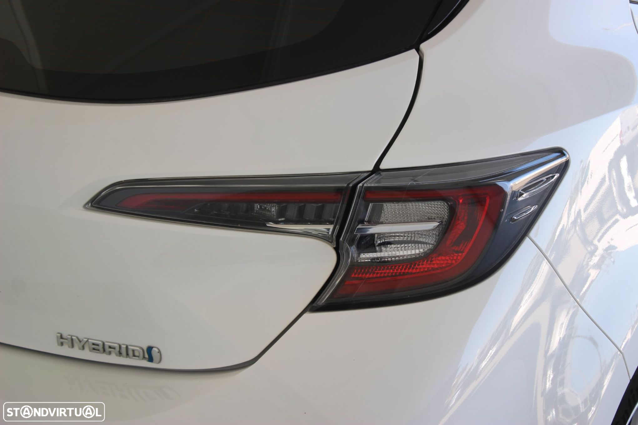 Toyota Corolla 1.8 Hybrid Comfort - 8