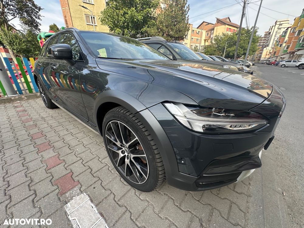 Volvo V90 Cross Country D4 AWD Geartronic - 32