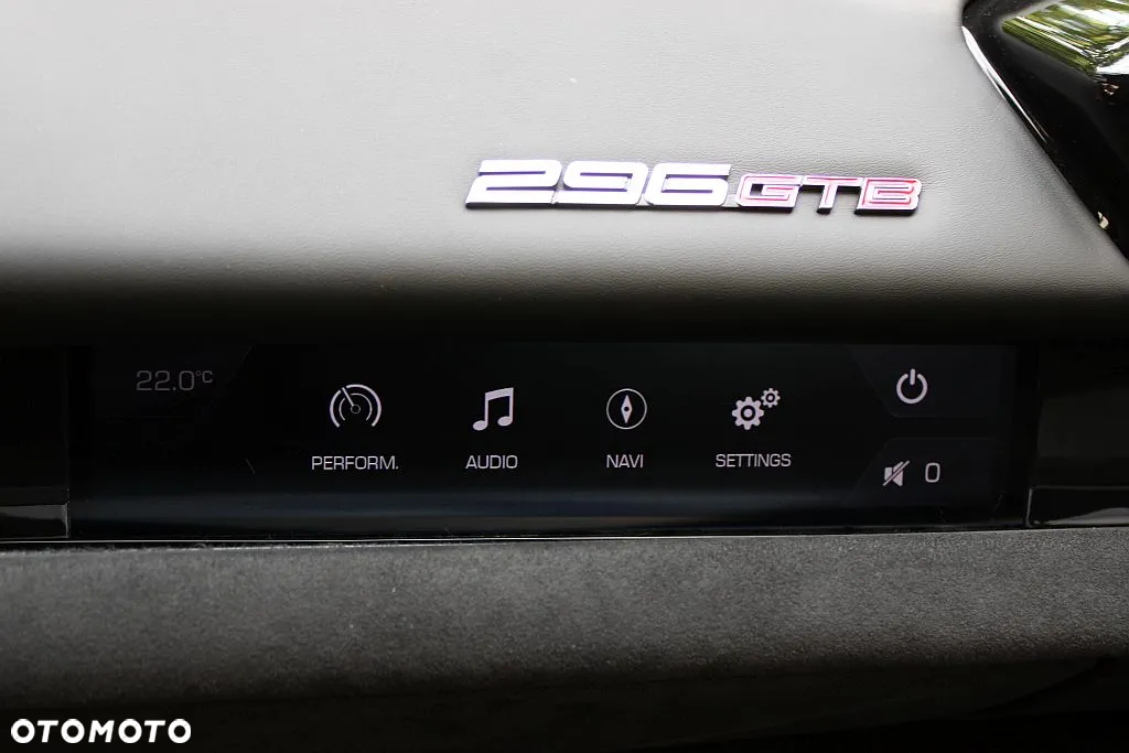 Ferrari 296 GTB - 22