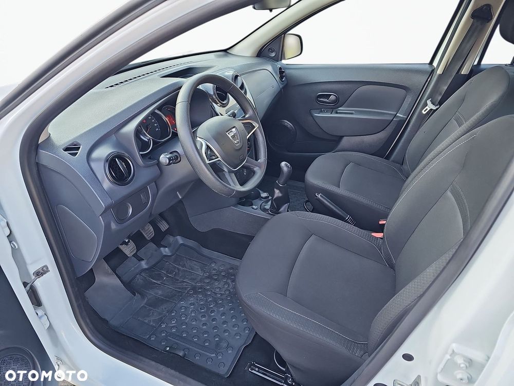 Dacia Sandero - 9
