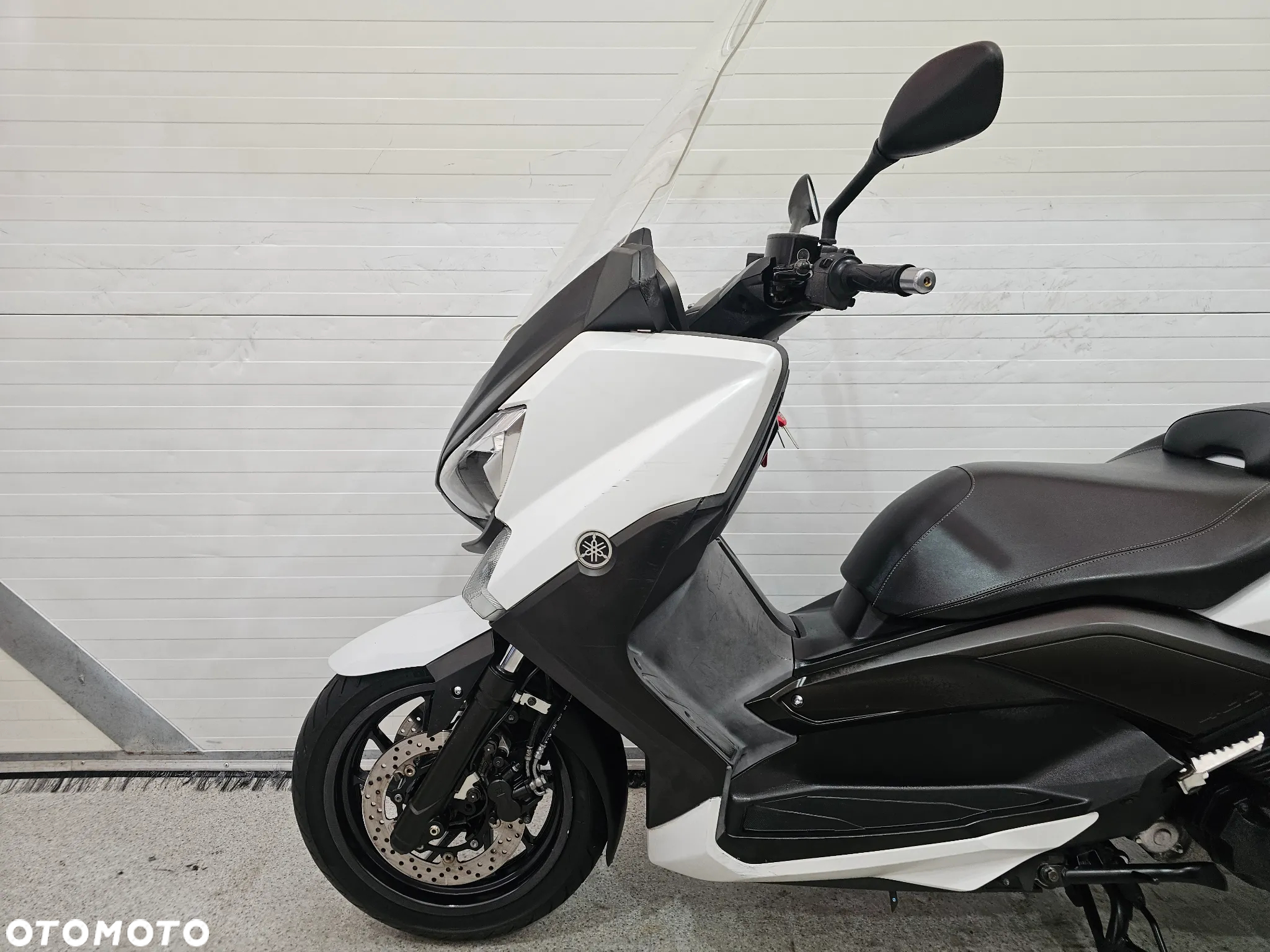 Yamaha X-max - 8