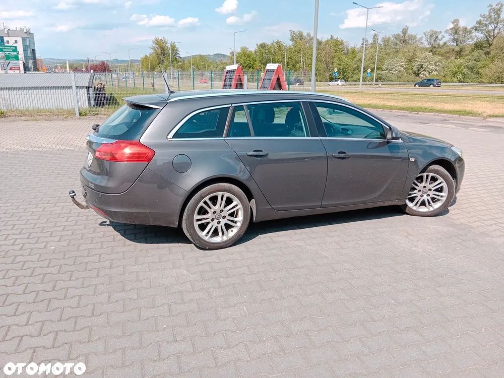 Opel Insignia 1.8 Sports Tourer - 6