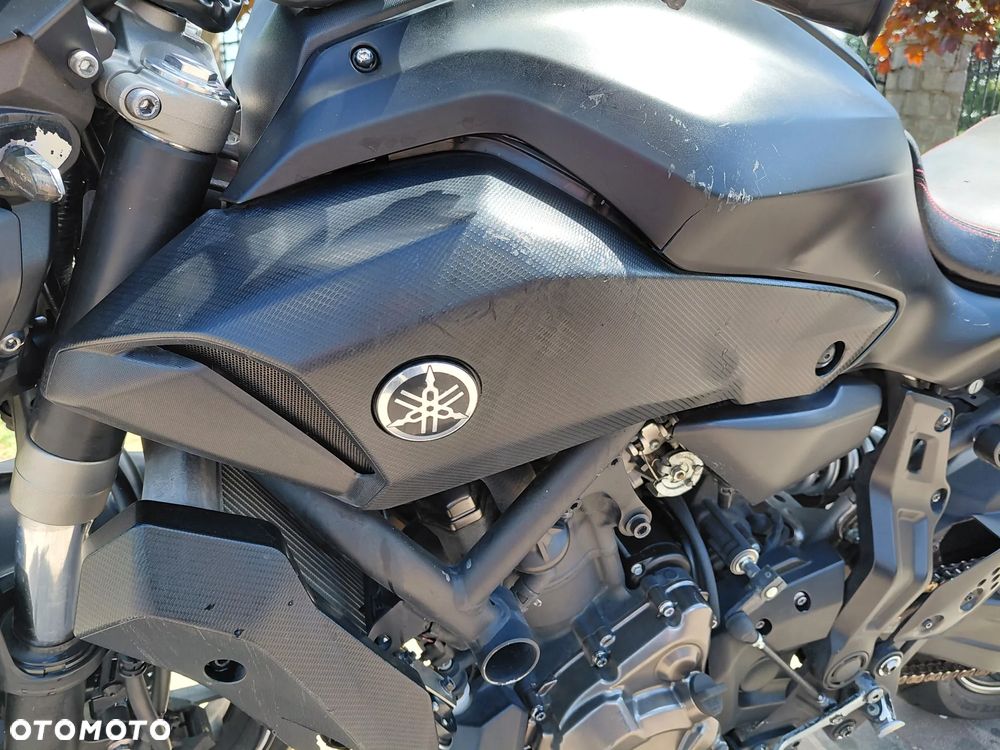 Yamaha MT - 17