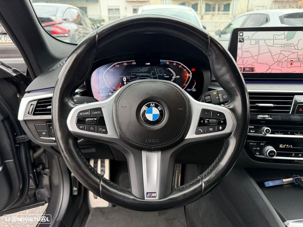 BMW 520 d Pack Desportivo M Auto - 21