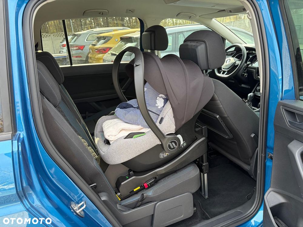 Volkswagen Touran 2.0 TDI SCR DSG IQ.DRIVE - 25