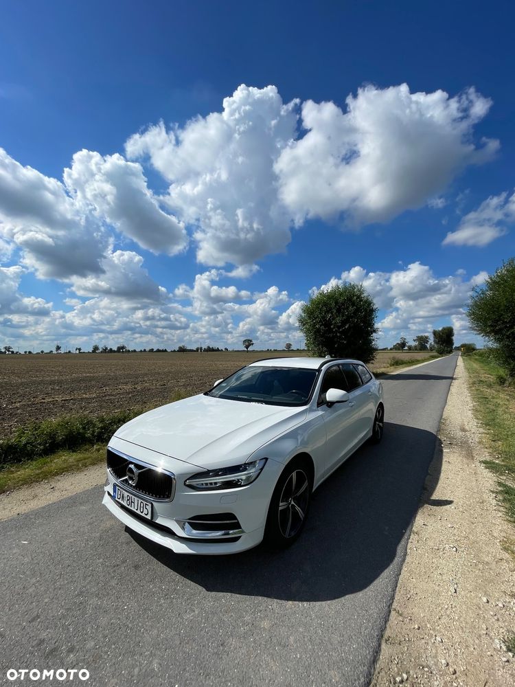 Volvo V90 D3 Momentum - 4