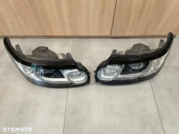 RANGE ROVER SPORT 2015 REFLEKTOR