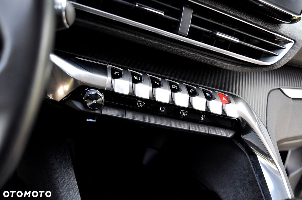 Peugeot 5008 BlueHDi 130 Allure Pack - 26