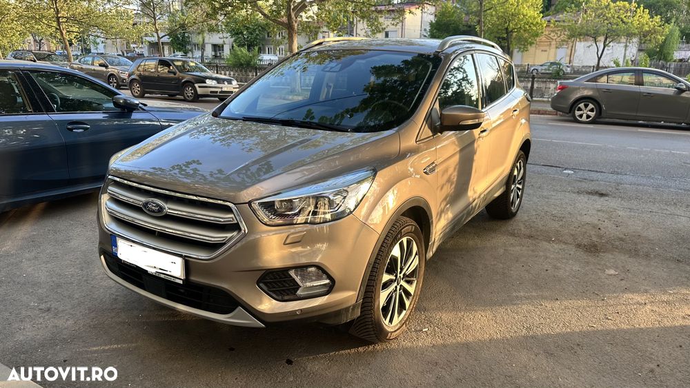 Ford Kuga - 5
