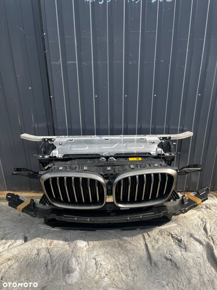 PAS PRZEDNI BMW G01 X3 G02 X4 ORYGINAŁ CAŁY - 1