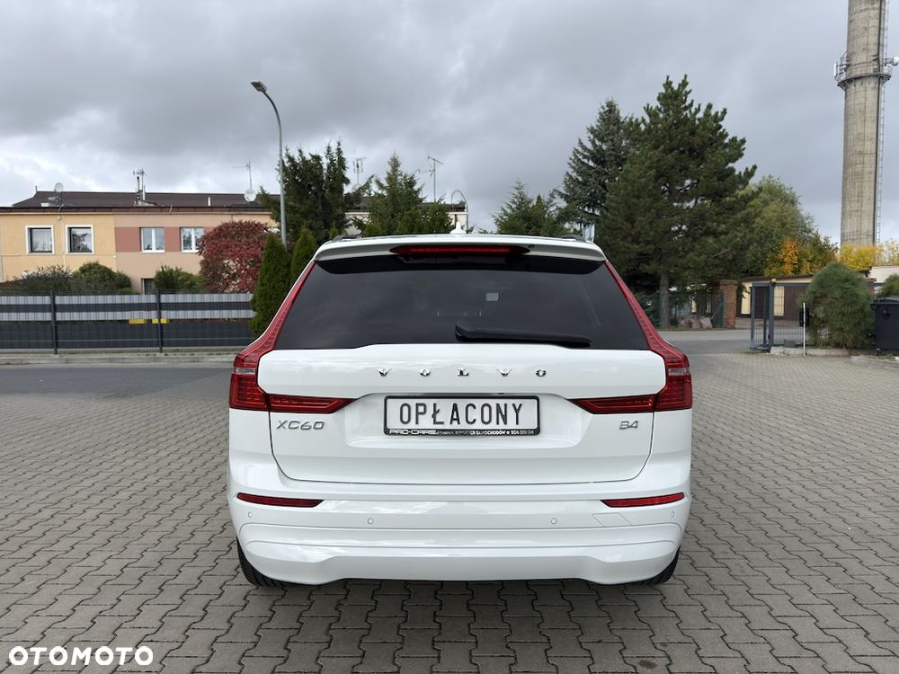 Volvo XC 60 B4 D AWD Geartronic Momentum Pro - 10
