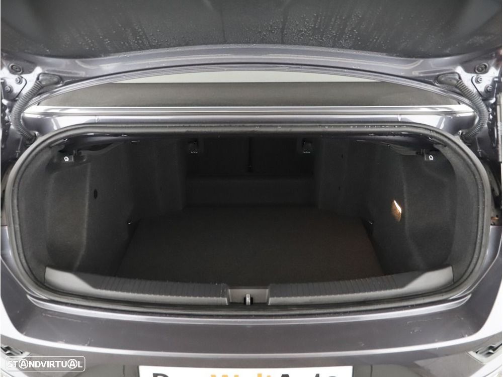 Volkswagen T-Roc Cabrio — fotografia 37