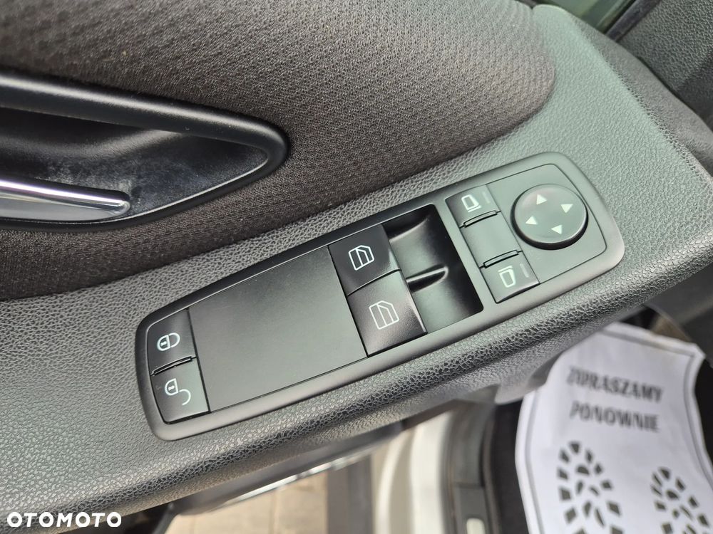 Mercedes-Benz Klasa B 200 CDI Autotronic - 23