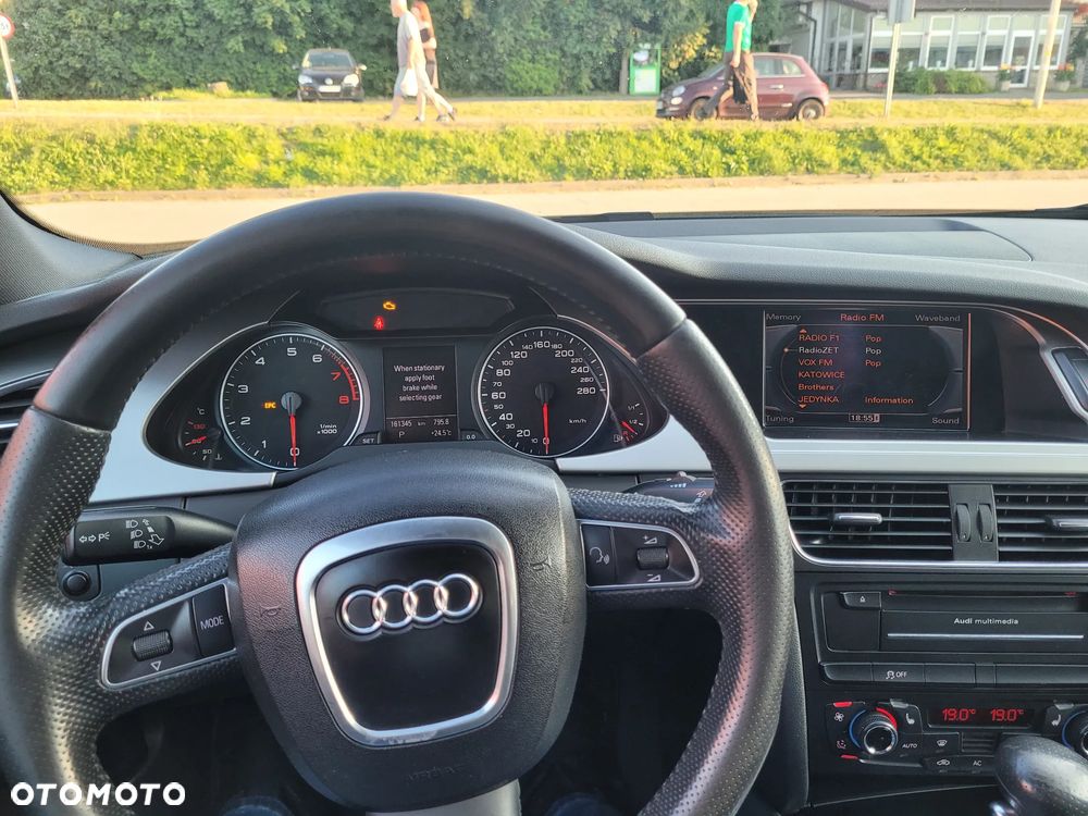 Audi A4 ver-2-0-tfsi-quattro-s-tronic-s-line-sportpaket - 29