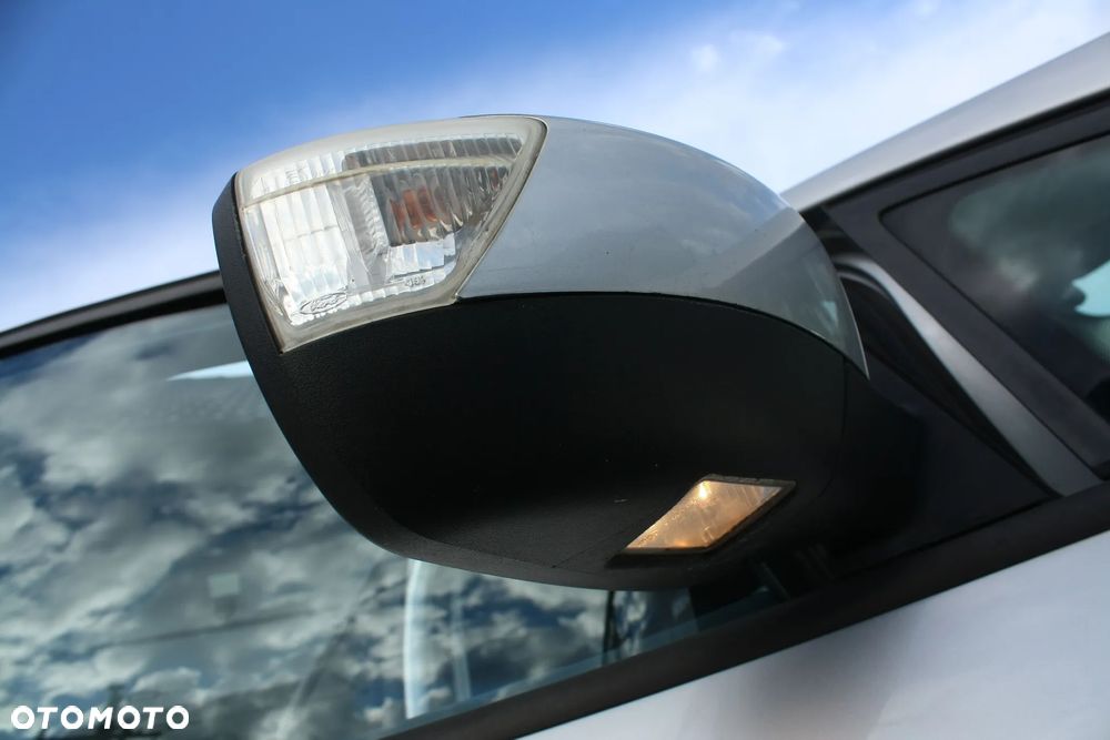 Ford C-MAX 1.6 TDCi Edition - 16