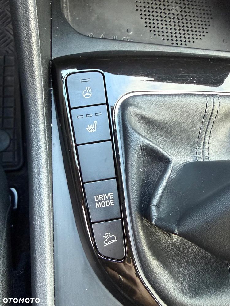 Hyundai Tucson 1.6 T-GDi 48V-Hybrid 2WD Trend - 11