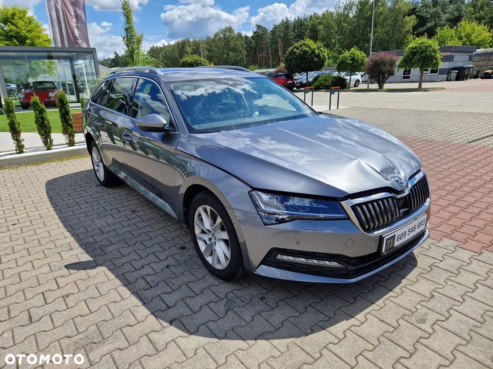 Skoda Superb 2.0 TSI Ambition DSG - 8
