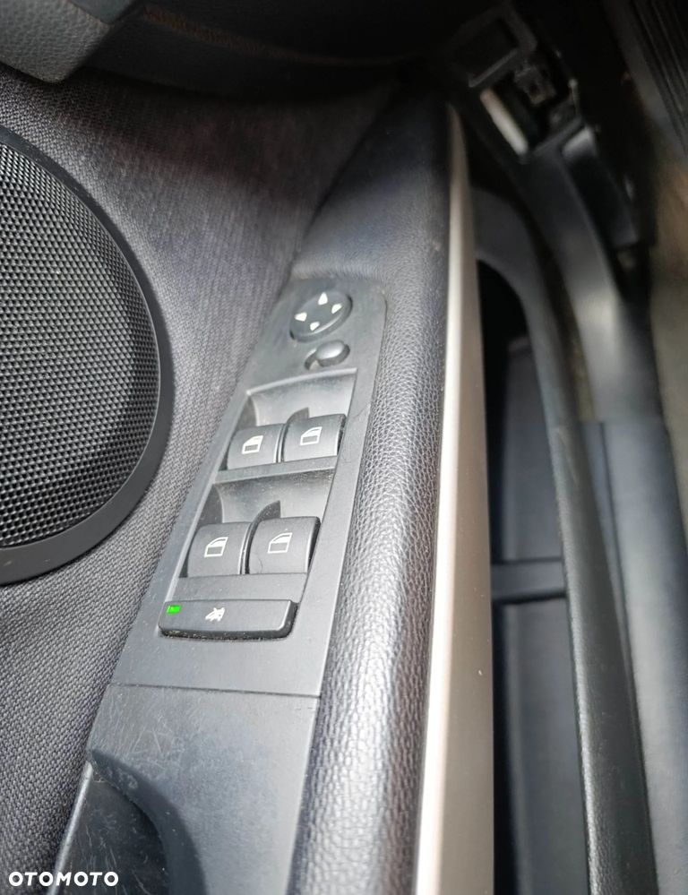 BMW Seria 3 320i - 20