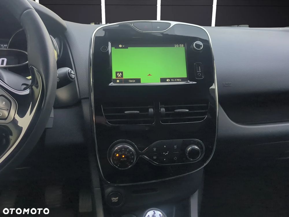 Renault Clio TCe 90 Luxe - 24