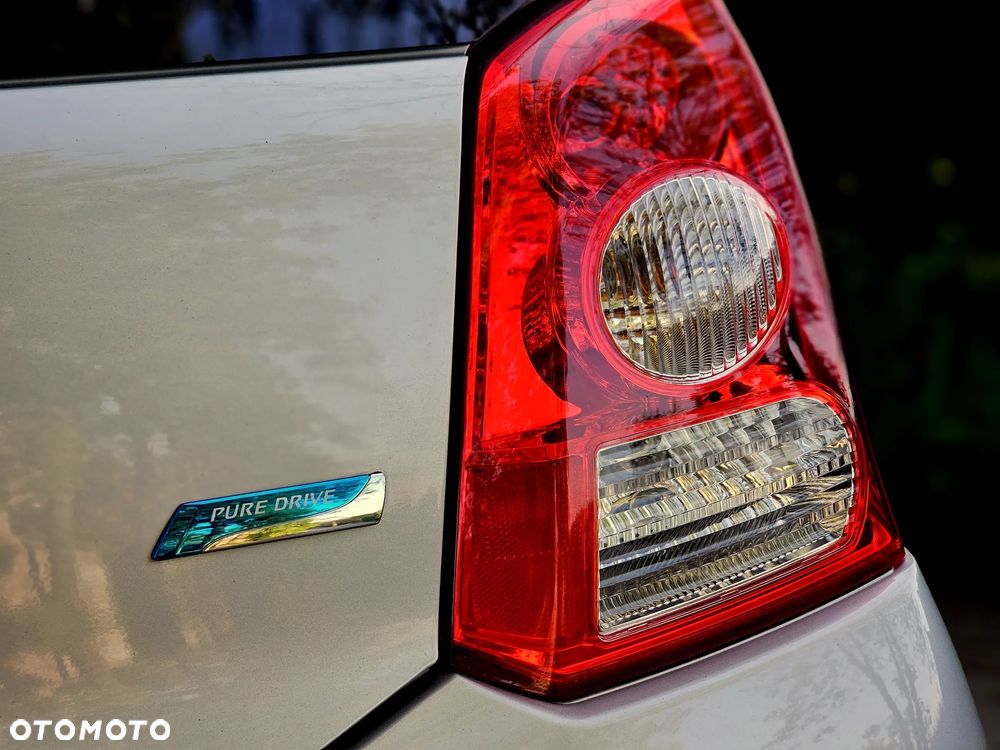 Nissan Pixo 1.0 more - 28