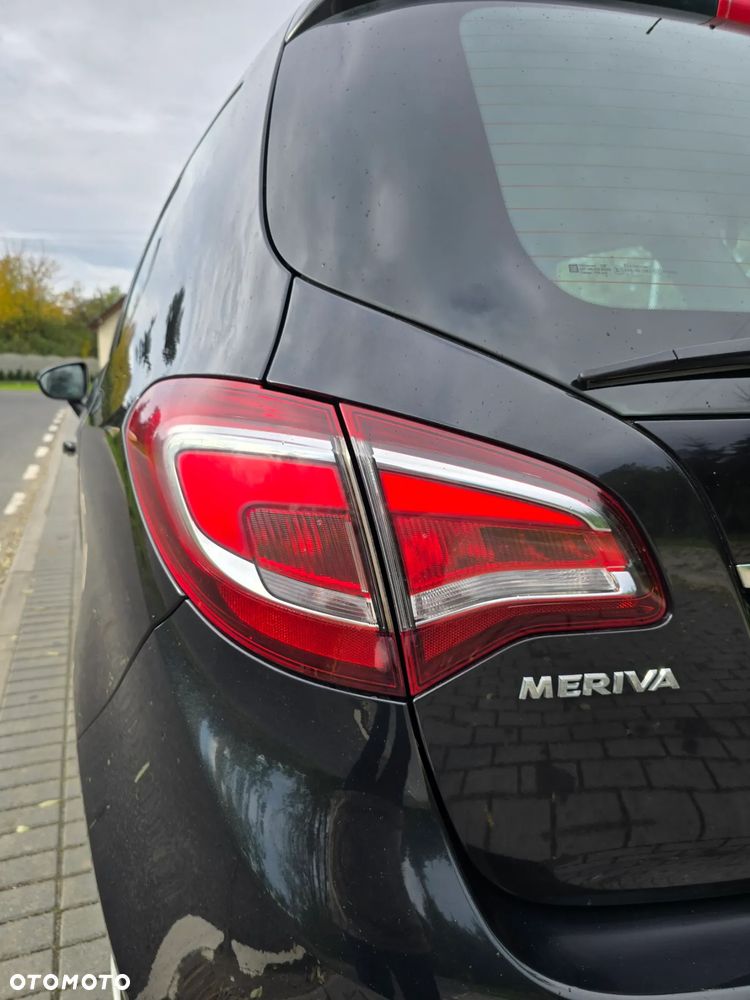 Opel Meriva 1.4 T Cosmo S&S - 22