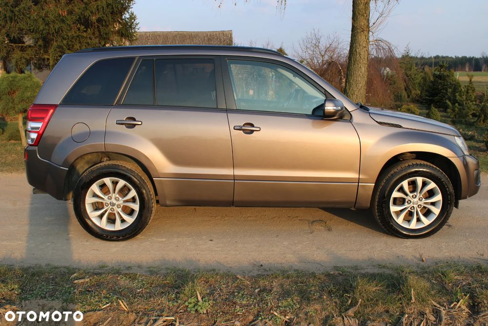 Suzuki Grand Vitara 2.4 Comfort Limited - 3