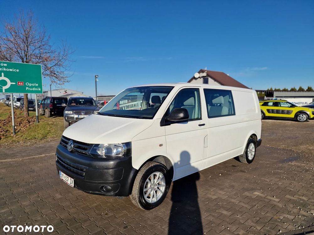 Volkswagen Transporter - 2