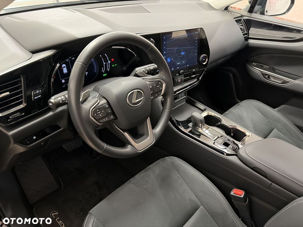 Lexus NX 350h Elegance 2WD - 3