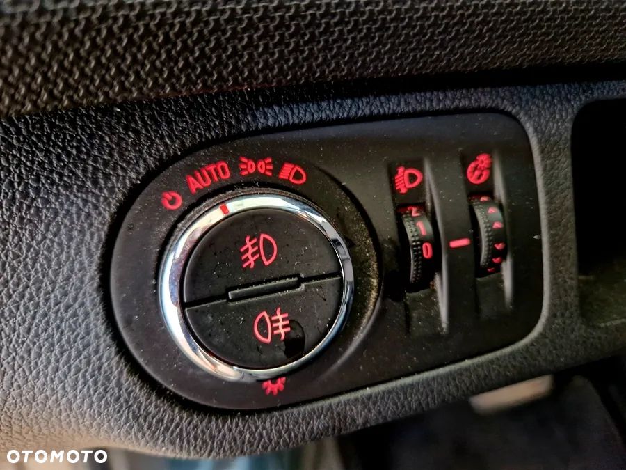 Opel Meriva 1.4 T Cosmo - 16